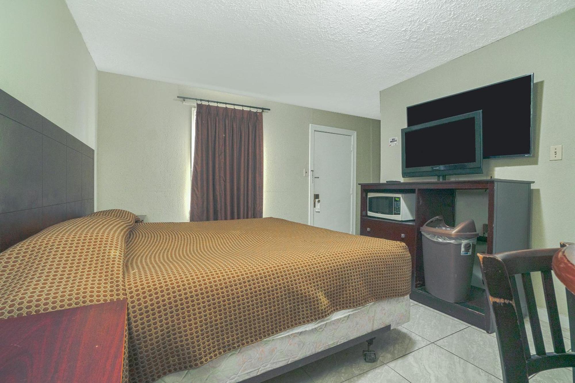 Hotel Texana By Oyo