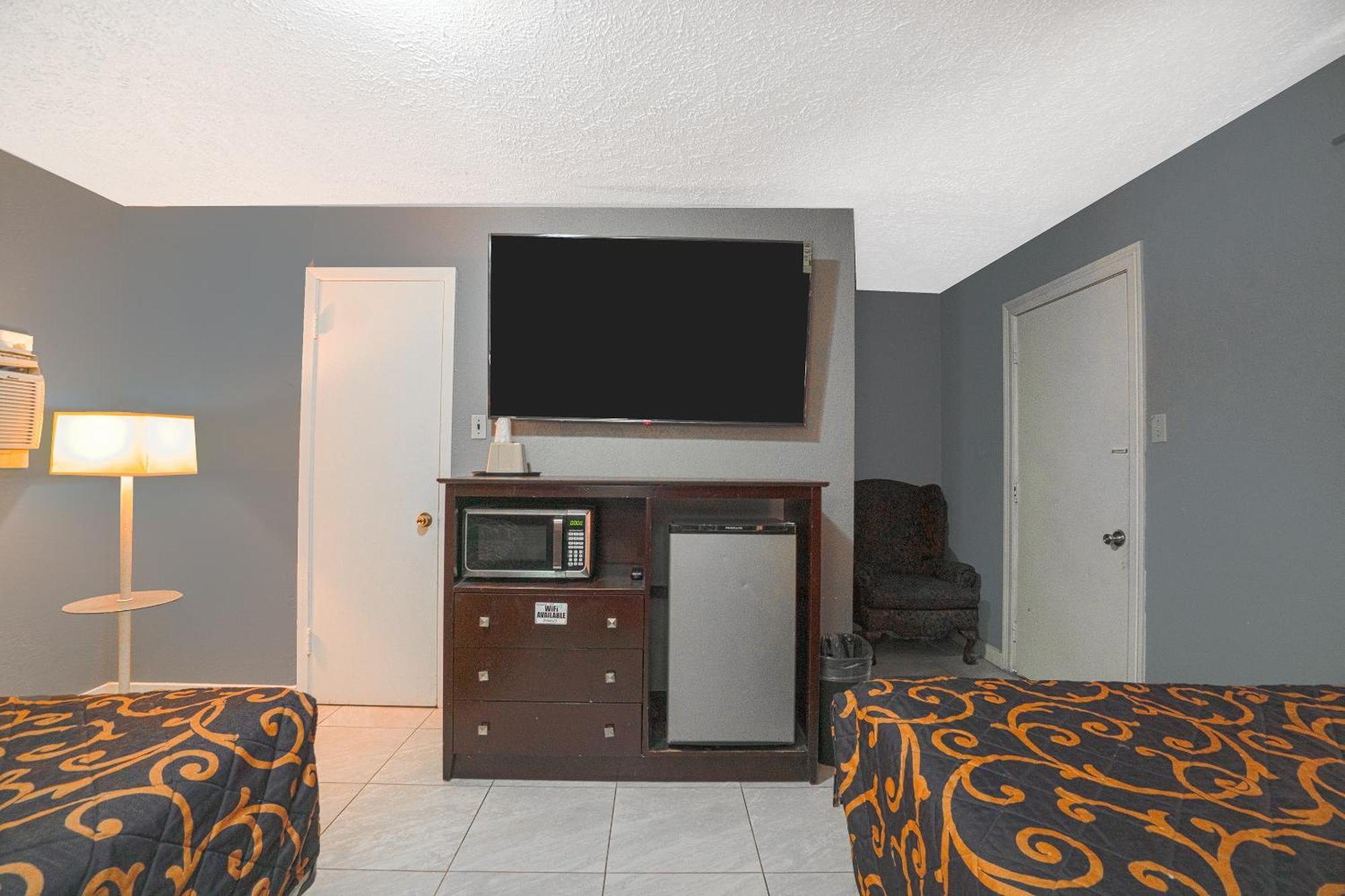 Texana By Oyo Hotel 2*